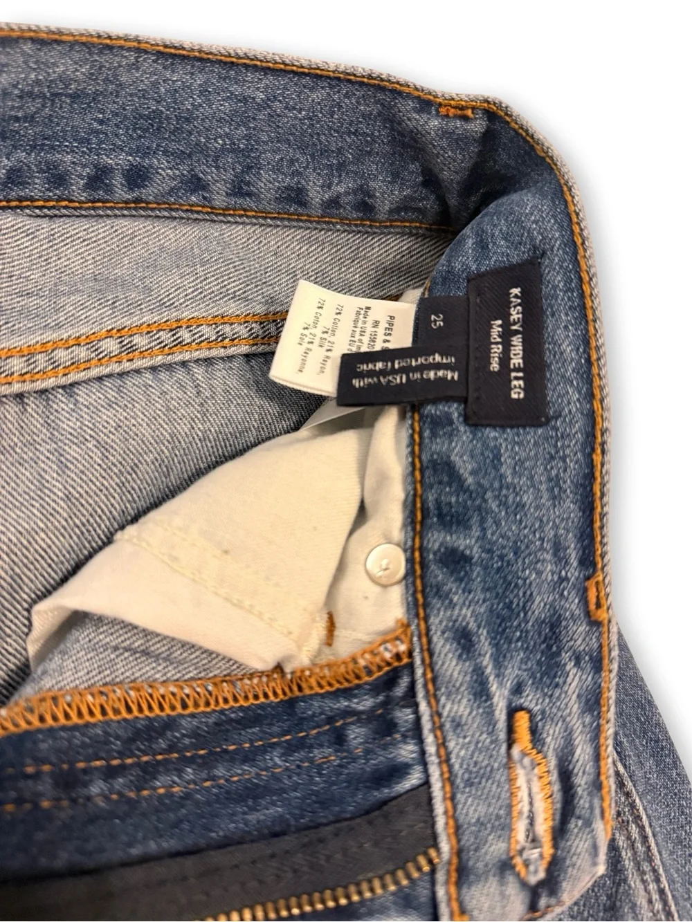 Veronica Beard Mid-Rise Wide-Leg Jeans in Blue Denim - Picture 4 of 5